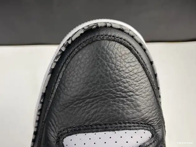 HYPE Retro Jordan Court Air 3 Black CT8532 Purple 050 0615